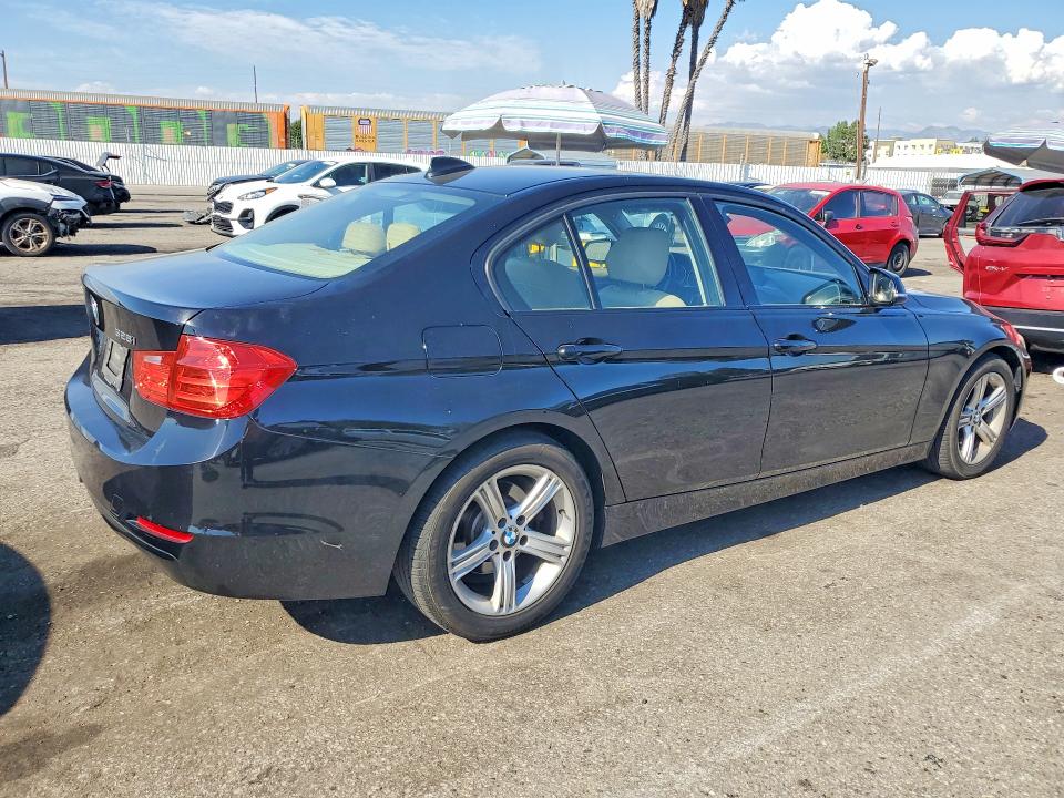 65954576 :رقم المزاد ، WBA3C1C57FP851212 vin ، 2015 Bmw 328 مزاد بيع