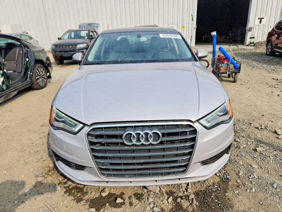 Продажа на аукционе авто 2015 Audi A3, vin: WAUCJGFF6F1081584, номер лота: 65016286
