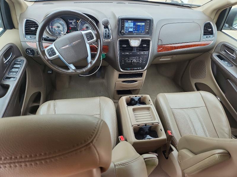 64330686 :رقم المزاد ، 2C4RC1CG6CR163162 vin ، 2012 Chrysler Town & Country مزاد بيع