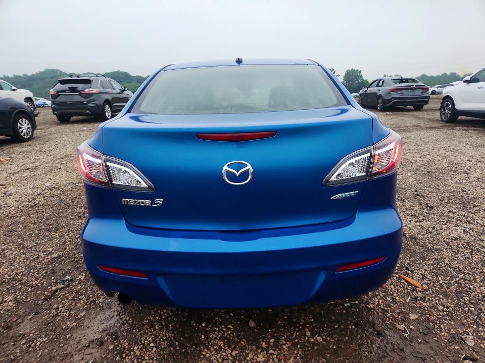 64088746 :رقم المزاد ، JM1BL1W73C1684406 vin ، 2012 Mazda 3 مزاد بيع