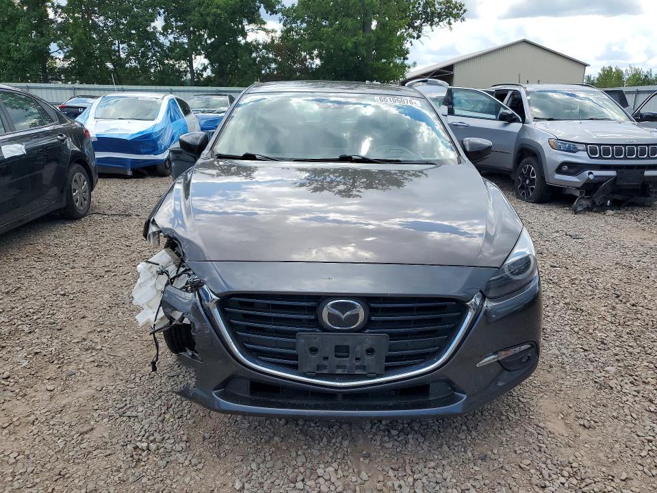 65105076 :رقم المزاد ، 3MZBN1M33JM229577 vin ، 2018 Mazda 3 مزاد بيع