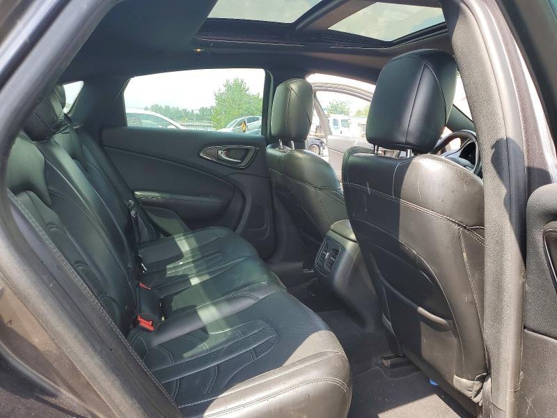 Продаж на аукціоні авто 2016 Chrysler 200, vin: 1C3CCCBG3GN176557, номер лоту: 63498646