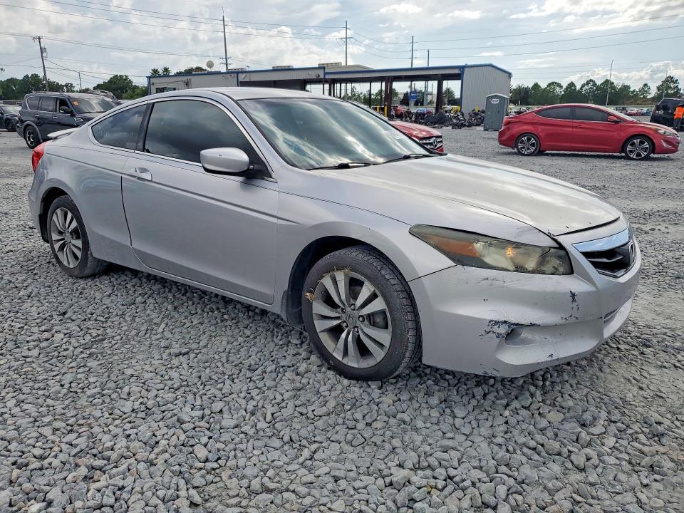 64362706 :رقم المزاد ، 1HGCS1B39BA014689 vin ، 2011 Honda Accord مزاد بيع