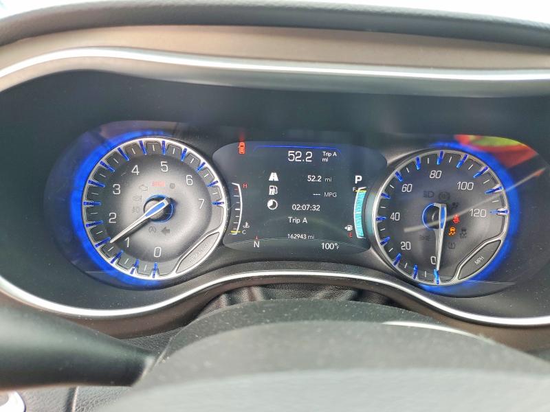 59899586 :رقم المزاد ، 2C4RC1EG2HR614432 vin ، 2017 Chrysler Pacifica مزاد بيع