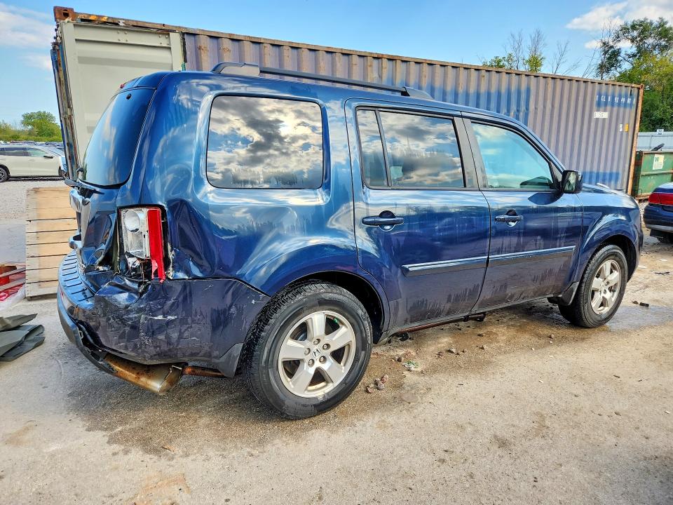 66303396 :رقم المزاد ، 5FNYF4H63BB040255 vin ، 2011 Honda Pilot مزاد بيع