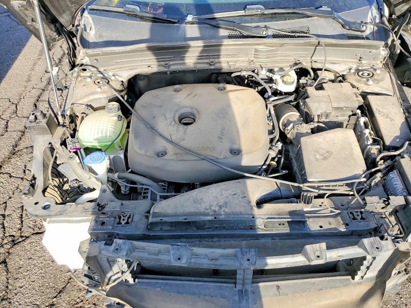 65152826 :رقم المزاد ، YV4162UM3N2694204 vin ، 2022 Volvo Xc40 مزاد بيع