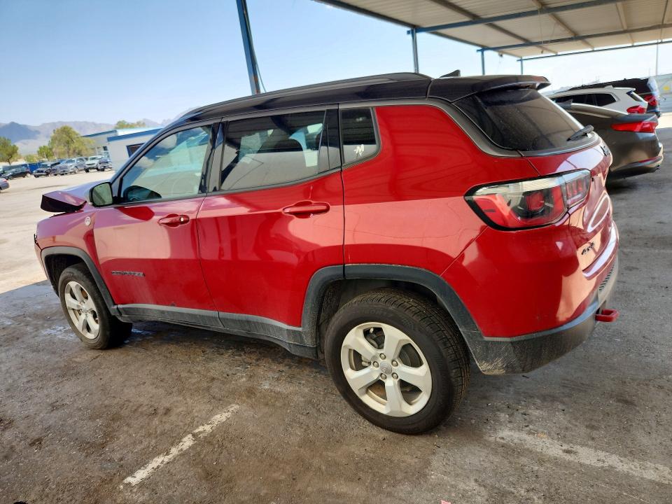 64242526 :رقم المزاد ، 3C4NJDDB7KT752953 vin ، 2019 Jeep Compass مزاد بيع