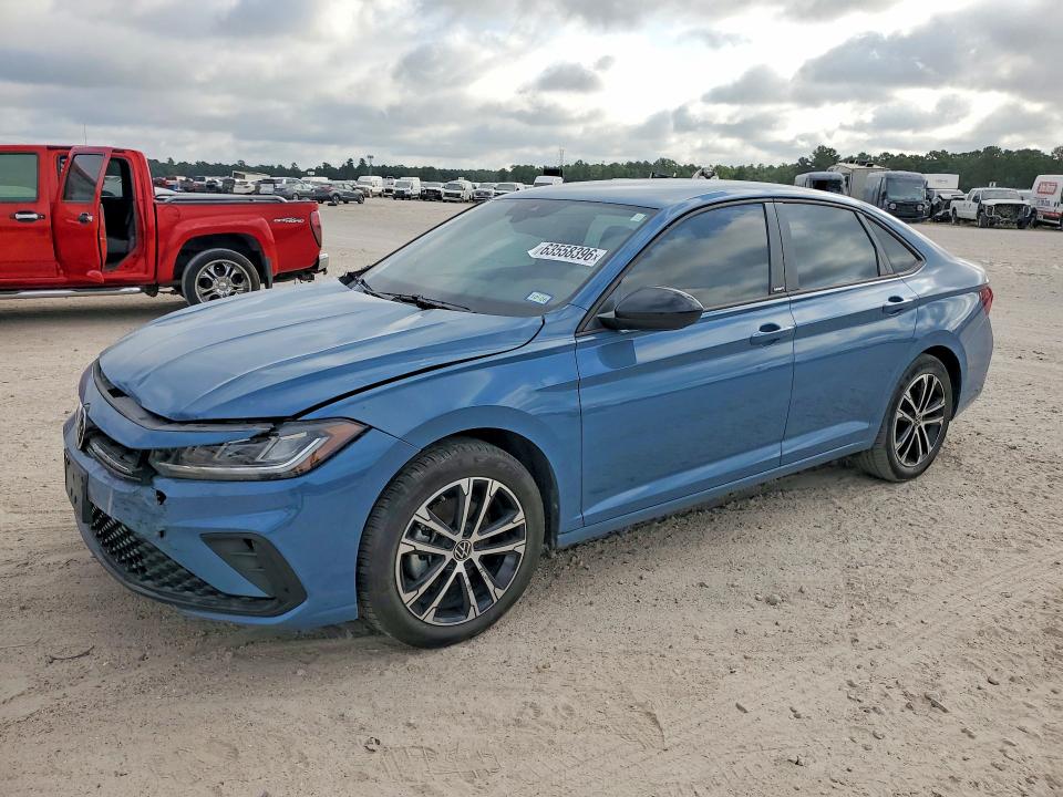 Auction sale of the 2025 Volkswagen Jetta, vin: 3VWBX7BU5SM032775, lot number: 63558396
