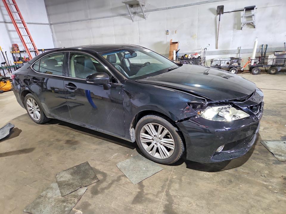66631586 :رقم المزاد ، JTHBK1GG6D2080215 vin ، 2013 Lexus Es مزاد بيع