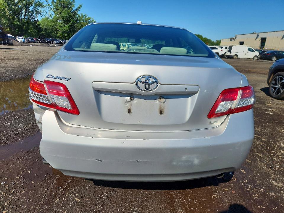 63207086 :رقم المزاد ، 4T1BF3EK3AU025340 vin ، 2010 Toyota Camry مزاد بيع