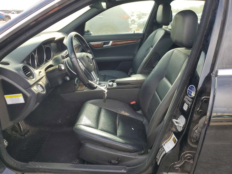 2014 Mercedes-benz C მანქანა იყიდება აუქციონზე, vin: WDDGF4HB9EG251713, აუქციონის ნომერი: 66959096