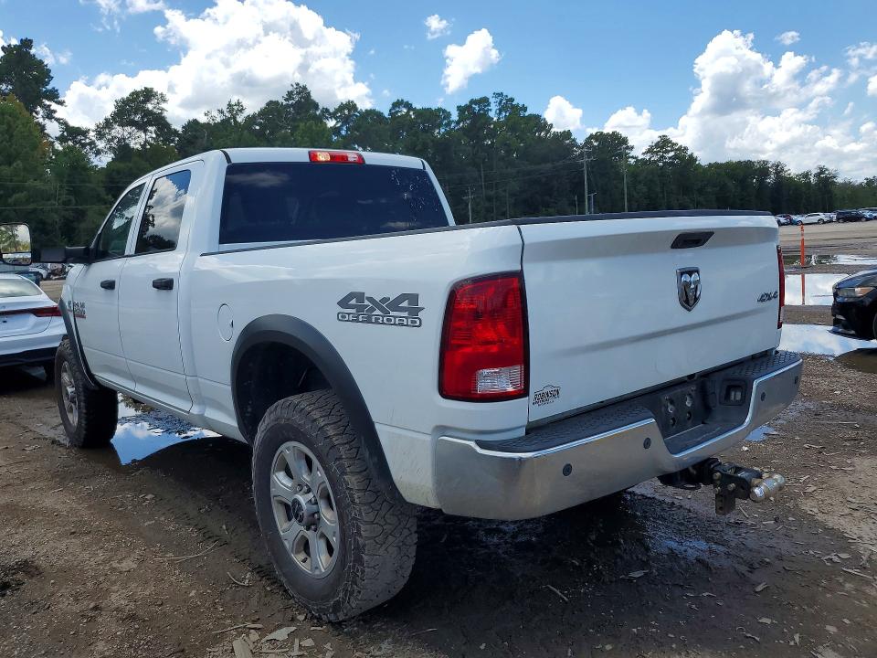 64666066 :رقم المزاد ، 3C6UR5CL9JG417034 vin ، 2018 Ram 2500 مزاد بيع