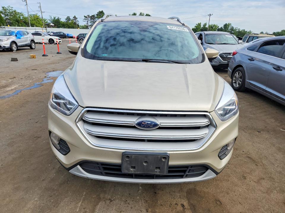 2018 Ford Escape მანქანა იყიდება აუქციონზე, vin: 1FMCU0J98JUA54652, აუქციონის ნომერი: 64176536