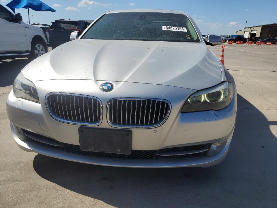 64625156 :رقم المزاد ، WBAFR7C56BC603081 vin ، 2011 Bmw 535 مزاد بيع