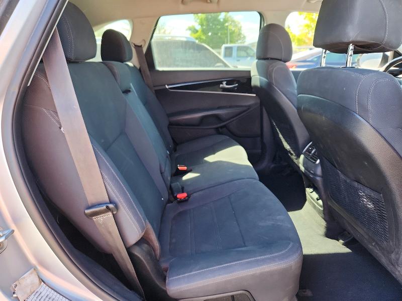 Продажа на аукционе авто 2017 Kia Sorento, vin: 5XYPGDA5XHG234566, номер лота: 63738216