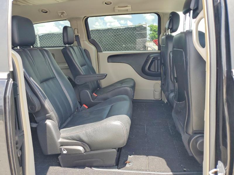 Auction sale of the 2016 Chrysler Town & Country, vin: 2C4RC1BG4GR110774, lot number: 64433516