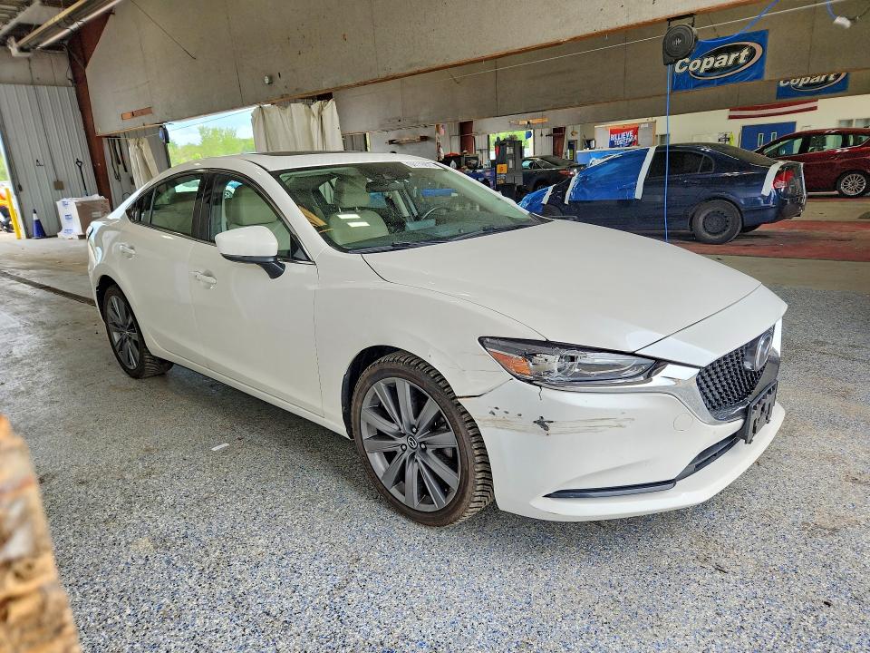 64116876 :رقم المزاد ، JM1GL1VM9J1325829 vin ، 2018 Mazda 6 مزاد بيع