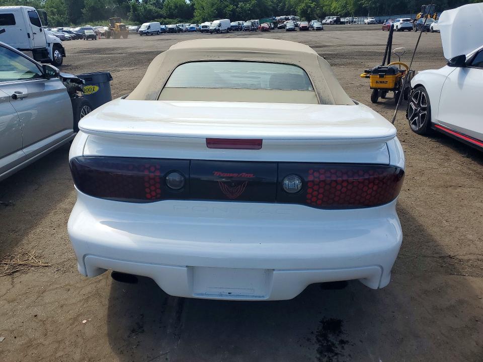 Продажа на аукционе авто 2002 Pontiac Firebird, vin: 2G2FV32G222161298, номер лота: 63968916
