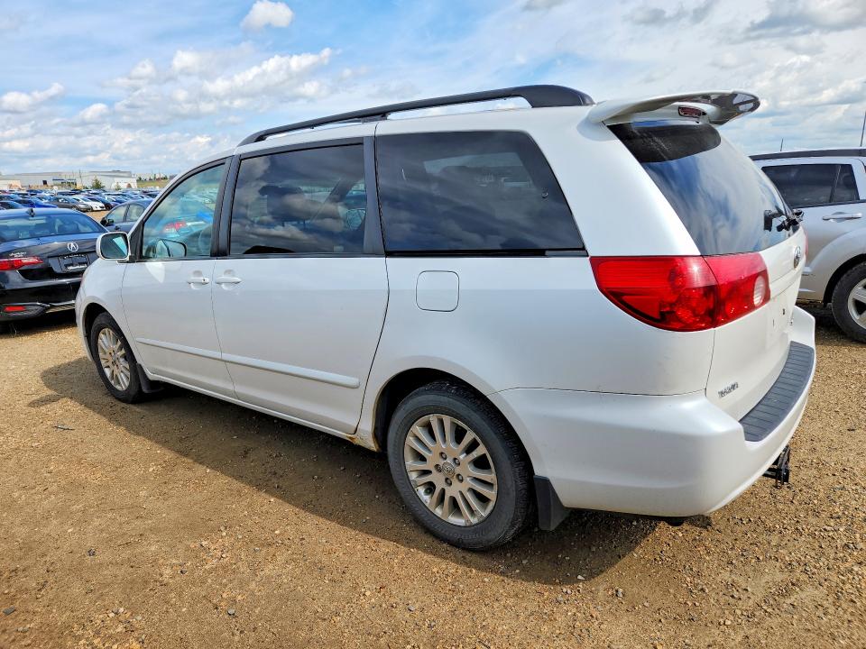 65381096 :رقم المزاد ، 5TDBK23C77S000587 vin ، 2007 Toyota Sienna مزاد بيع