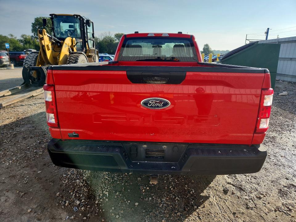 63849756 :رقم المزاد ، 1FTMF1CB3NKE68058 vin ، 2022 Ford F150 مزاد بيع
