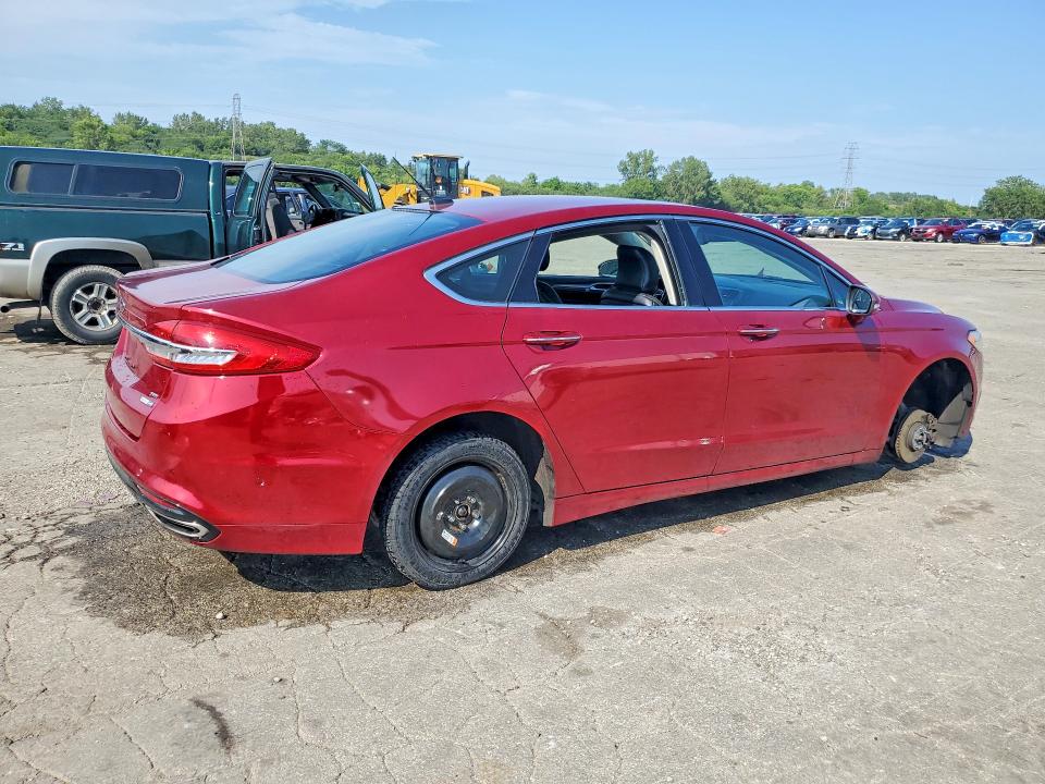 66055766 :رقم المزاد ، 3FA6P0T93JR118583 vin ، 2018 Ford Fusion مزاد بيع
