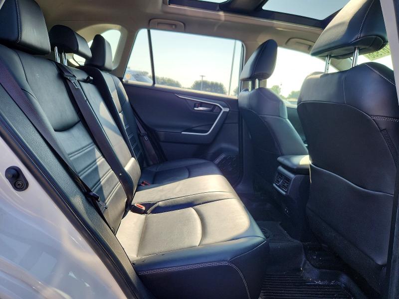 Продажа на аукционе авто 2019 Toyota Rav4, vin: JTMN1RFV2KD506192, номер лота: 66167956