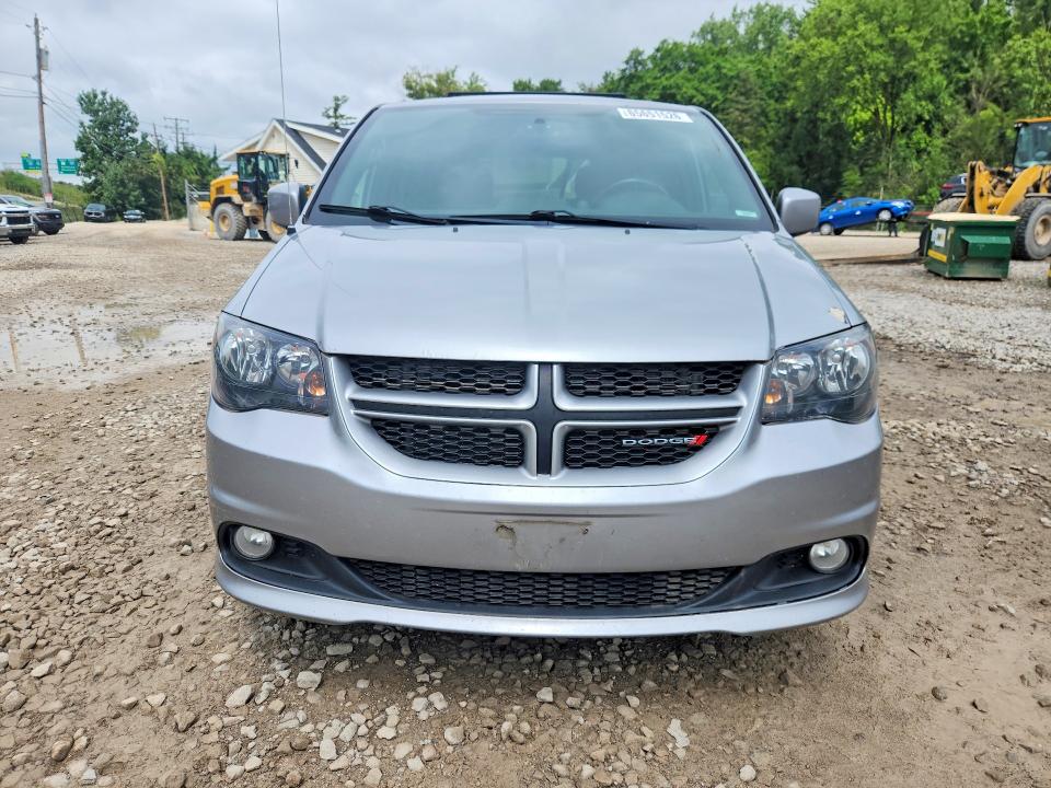 65651526 :رقم المزاد ، 2C4RDGEG1JR238991 vin ، 2018 Dodge Grand Caravan مزاد بيع