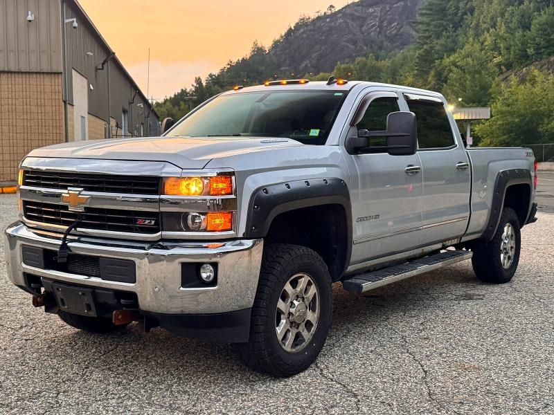 65583956 :رقم المزاد ، 1GC1KWE84FF133897 vin ، 2015 Chevrolet Silverado مزاد بيع