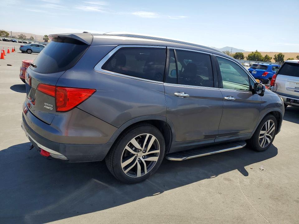 Продажа на аукционе авто 2017 Honda Pilot, vin: 5FNYF6H90HB020057, номер лота: 64594556