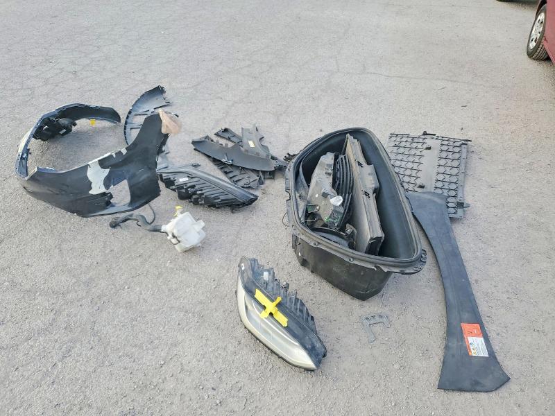 Продажа на аукционе авто 2016 Tesla Model X, vin: 5YJXCDE28GF033573, номер лота: 66830686