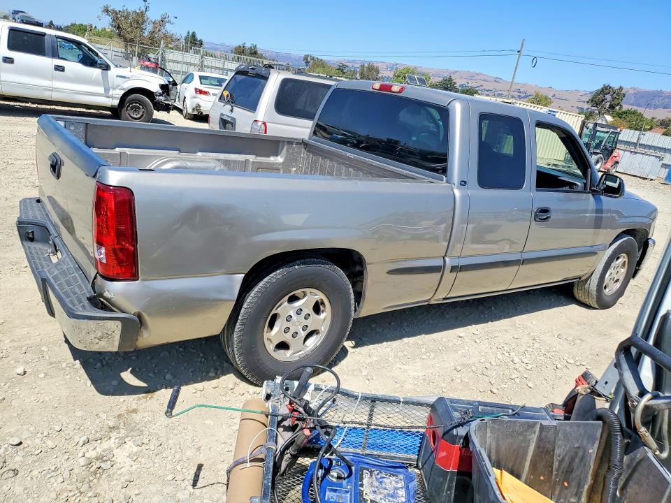 67205106 :رقم المزاد ، 2GTEC19V2Y1397681 vin ، 2000 Gmc New Sierra مزاد بيع