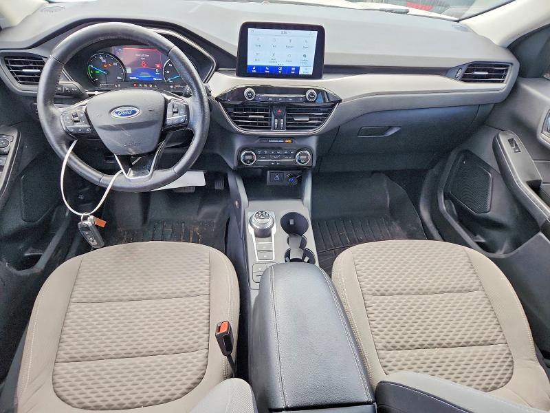 65584446 :رقم المزاد ، 1FMCU9BZ1MUA05347 vin ، 2021 Ford Escape مزاد بيع