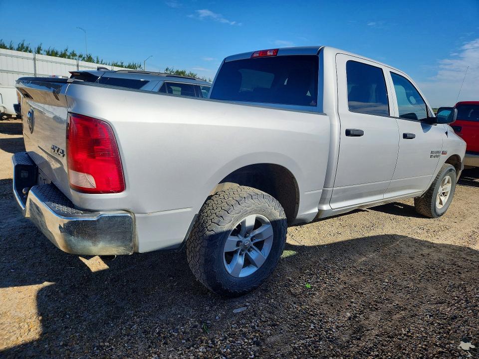 65410556 :رقم المزاد ، 3C6RR7KT0HG617636 vin ، 2017 Ram 1500 مزاد بيع