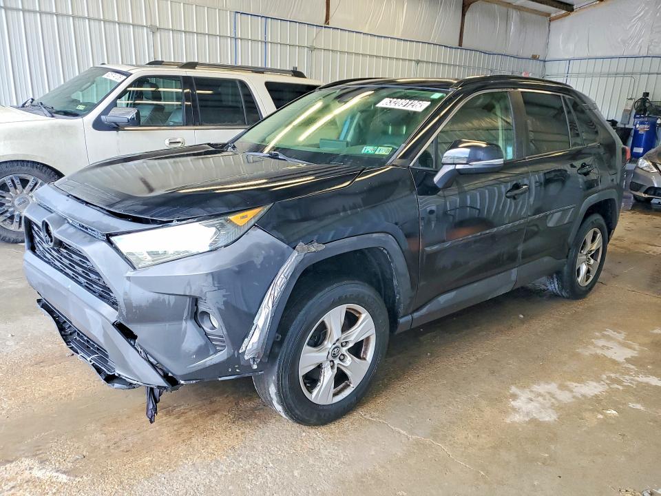 Продаж на аукціоні авто 2019 Toyota Rav4, vin: JTMP1RFV6KD038587, номер лоту: 63289126