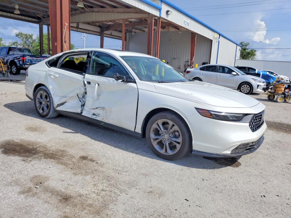 63969376 :رقم المزاد ، 1HGCY1F30PA019702 vin ، 2023 Honda Accord مزاد بيع
