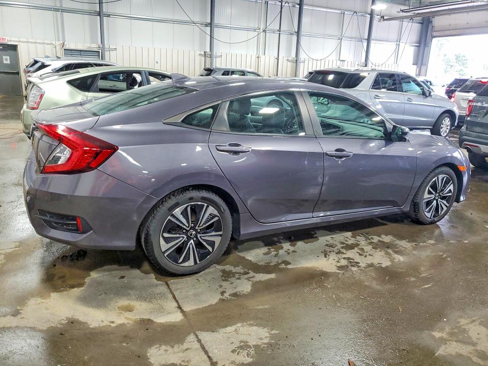 64500866 :رقم المزاد ، 19XFC1F74HE029466 vin ، 2017 Honda Civic مزاد بيع
