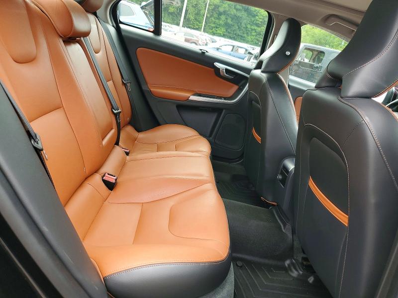 Продажа на аукционе авто 2018 Volvo S60, vin: LYV402TK8JB190404, номер лота: 64586486