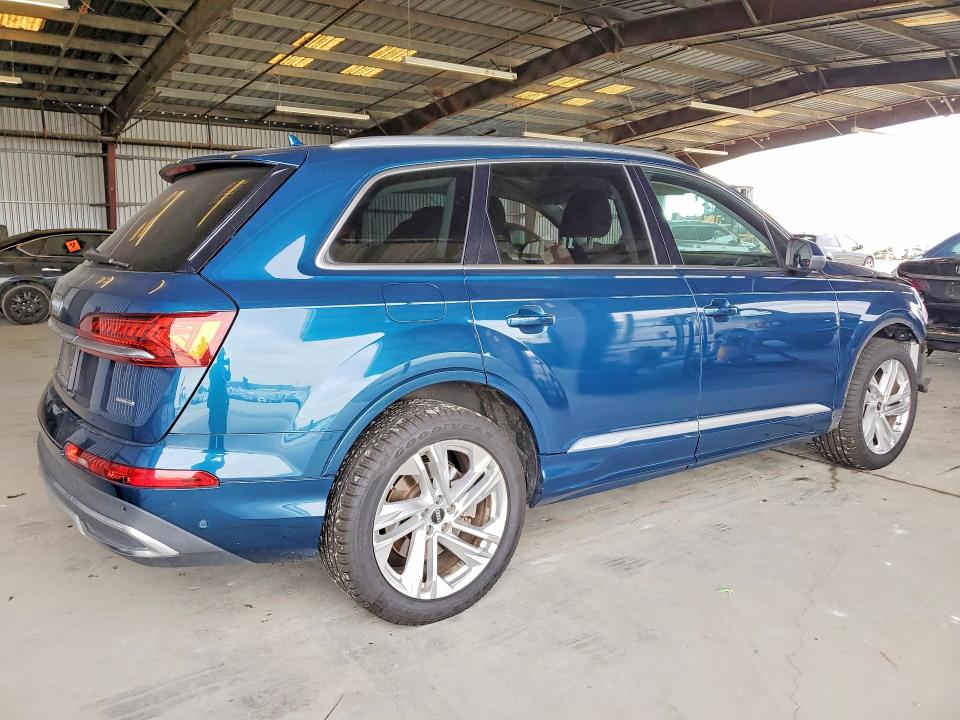 66975606 :رقم المزاد ، WA1LXBF74ND010100 vin ، 2022 Audi Q7 مزاد بيع