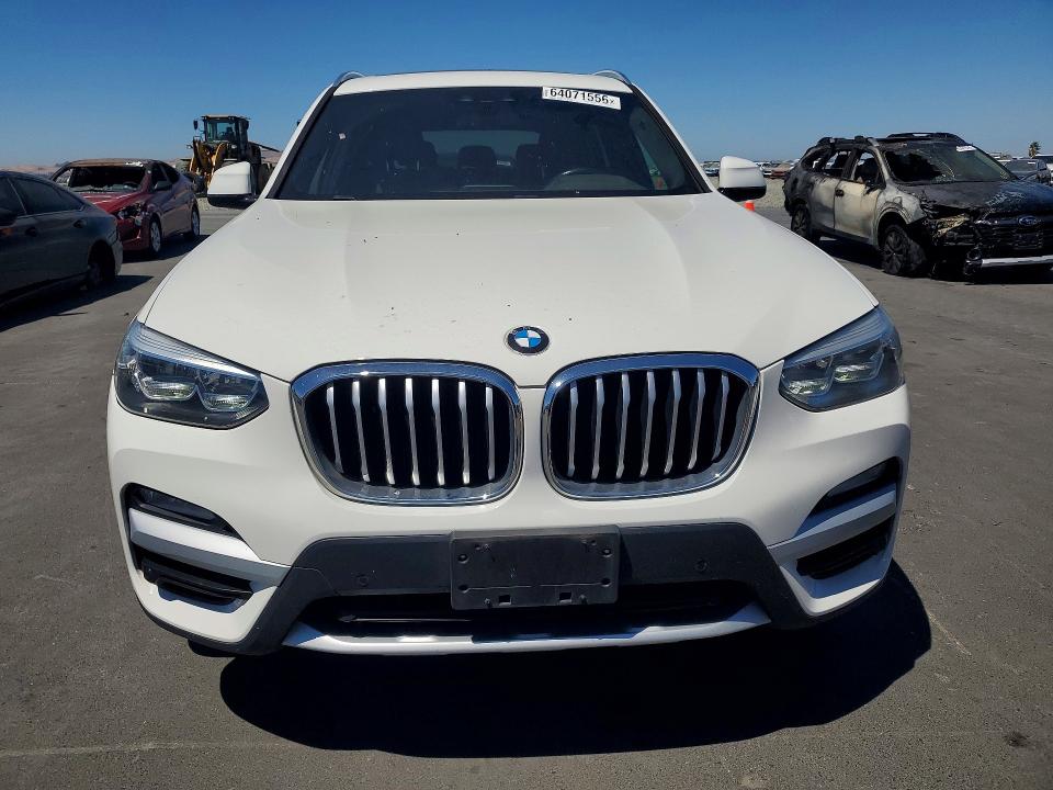 64071556 :رقم المزاد ، 5UXTR7C51KLE98411 vin ، 2019 Bmw X3 مزاد بيع