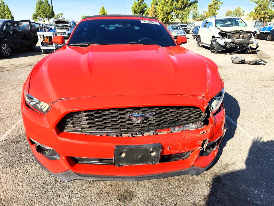 66138826 :رقم المزاد ، 1FATP8EMXF5385488 vin ، 2015 Ford Mustang مزاد بيع