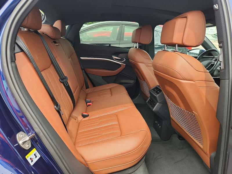 64579756 :رقم المزاد ، WA13AAGE2NB035937 vin ، 2022 Audi E-tron مزاد بيع