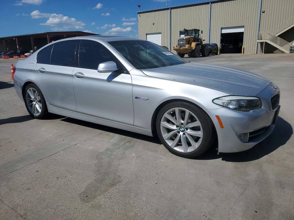 64625156 :رقم المزاد ، WBAFR7C56BC603081 vin ، 2011 Bmw 535 مزاد بيع