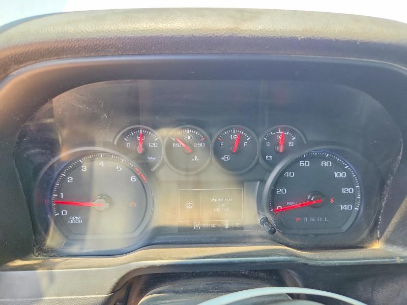 64313496 :رقم المزاد ، 3GCNYAEH8LG302204 vin ، 2020 Chevrolet Silverado مزاد بيع