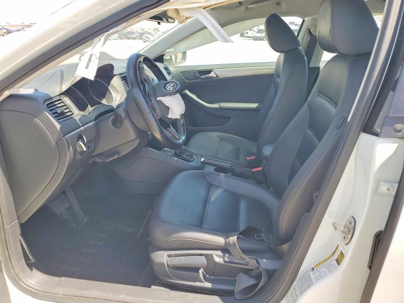 66133056 :رقم المزاد ، 3VWDB7AJ7HM393979 vin ، 2017 Volkswagen Jetta مزاد بيع