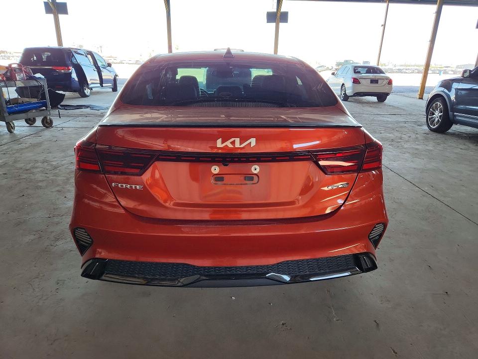 65134196 :رقم المزاد ، 3KPF54AD3NE439874 vin ، 2022 Kia Forte مزاد بيع
