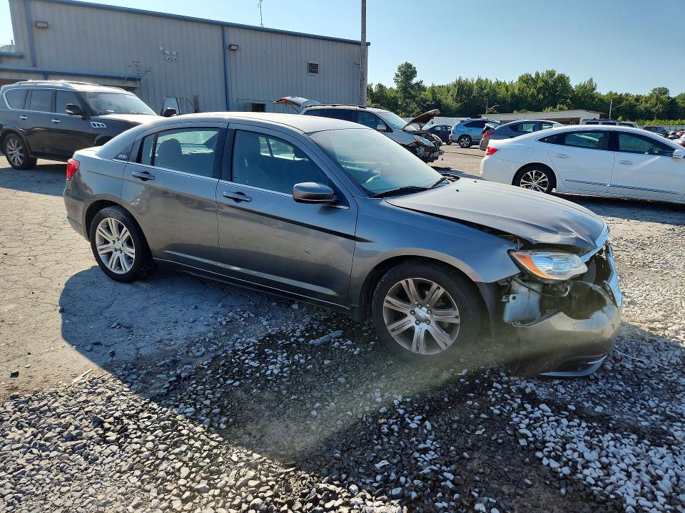 Aukcja sprzedaży 2013 Chrysler 200, vin: 1C3CCBAB2DN761187, numer aukcji: 64137556