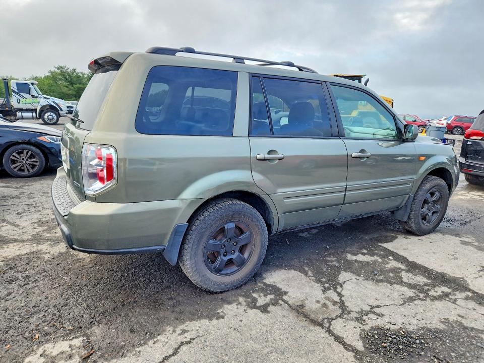67134266 :رقم المزاد ، 5FNYF18707B005073 vin ، 2007 Honda Pilot مزاد بيع