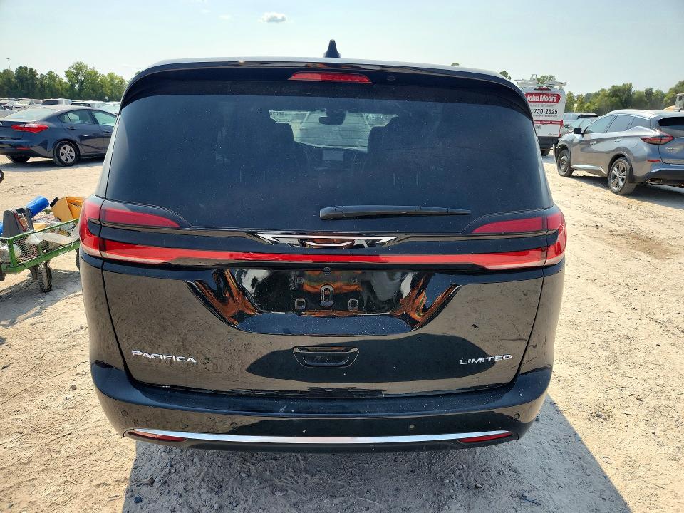 66070226 :رقم المزاد ، 2C4RC1GG4VR557126 vin ، 2027 Chrysler Pacifica مزاد بيع