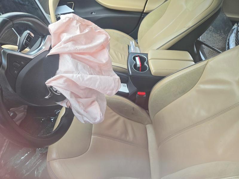 Продажа на аукционе авто 2014 Tesla Model S, vin: 5YJSA1H17EFP44194, номер лота: 63643526