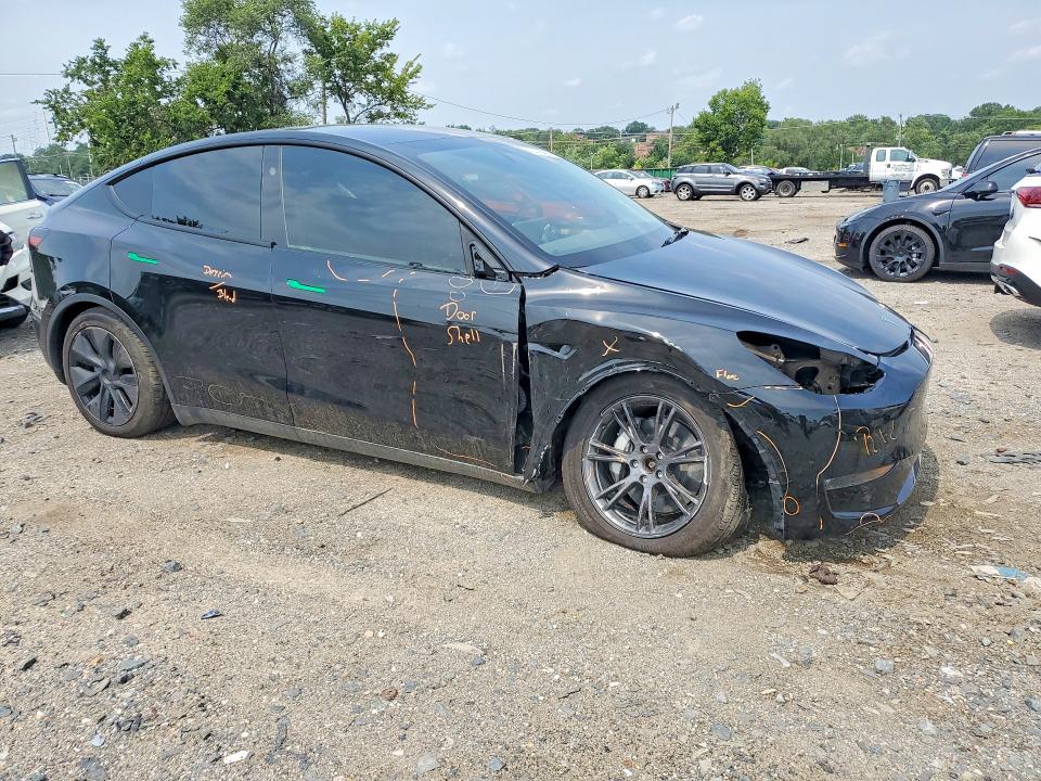 Продаж на аукціоні авто 2025 Tesla Model Y, vin: 7SAYGDEE2SF291800, номер лоту: 64364636